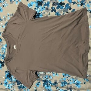 NWOT Brown Renew knit Short Sleeve T-Shirt
